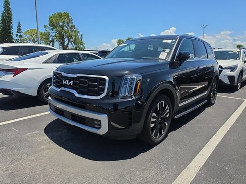 Certified 2024 Kia Telluride SX Prestige w/ Towing Package AWD/4WD image 5