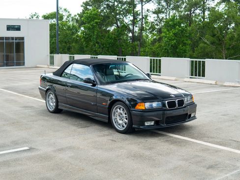 Used 1999 BMW M3 Convertible image 15