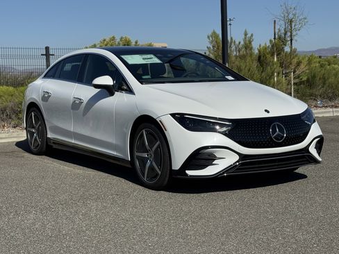 New 2026 Mercedes-Benz EQE 320+ Sedan image 6