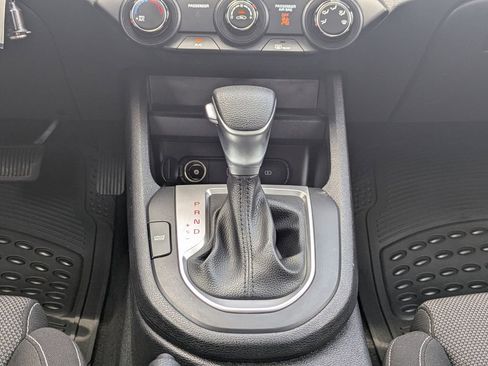 Used 2024 Kia Forte LXS FWD image 18