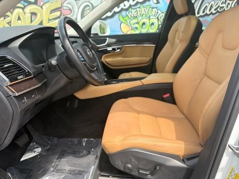 Used 2016 Volvo XC90 T6 Momentum AWD/4WD image 15