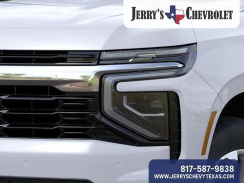 New 2026 Chevrolet Suburban LS image 12