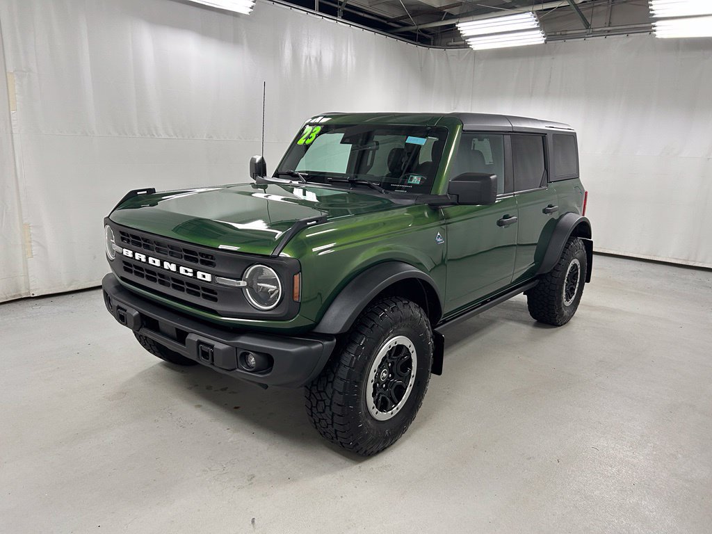 Used 2023 Ford Bronco Black Diamond w/ Sasquatch Package AWD/4WD image 2