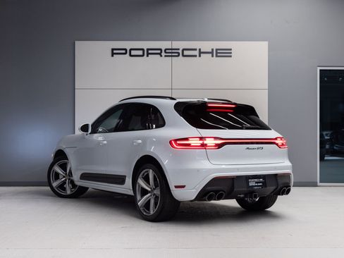 Certified 2024 Porsche Macan GTS AWD/4WD image 3