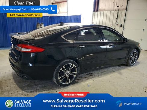 Used 2019 Ford Fusion Titanium AWD/4WD image 4