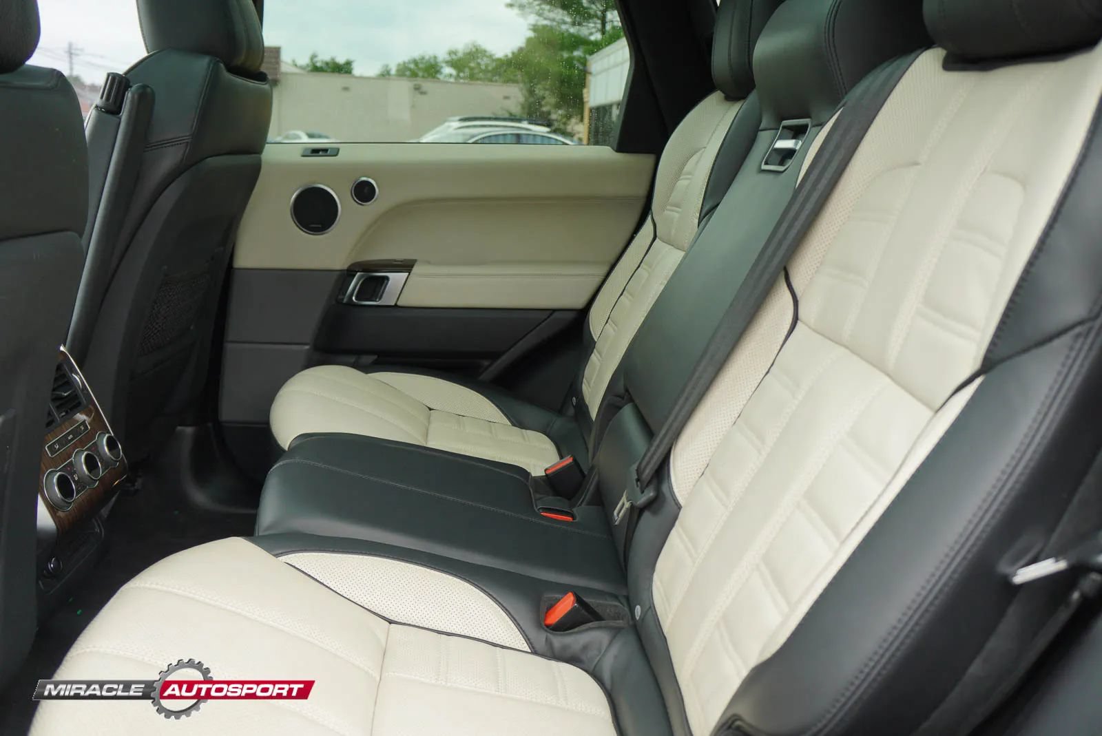 Used 2015 Land Rover Range Rover Sport Autobiography AWD/4WD image 23