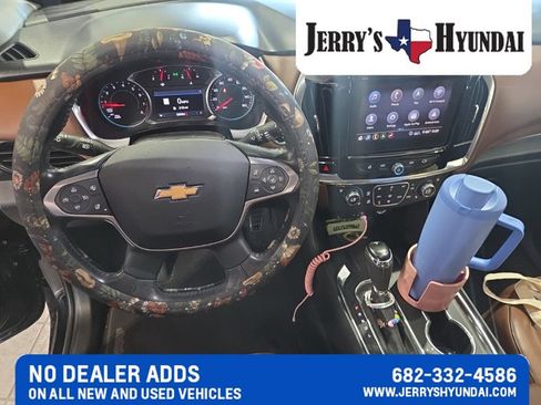Used 2020 Chevrolet Traverse High Country FWD image 10