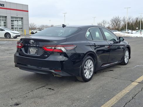 Used 2024 Toyota Camry LE image 6