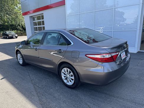 Certified 2017 Toyota Camry LE w/ Protection Package (Q2) FWD image 6