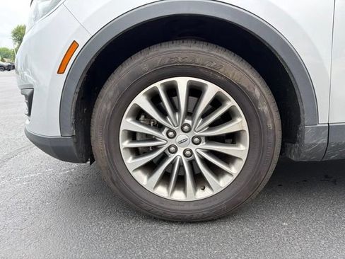 Used 2017 Lincoln MKX Select w/ Lincoln MKX Climate Package AWD/4WD image 11
