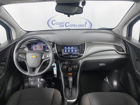 Used 2018 Chevrolet Trax LS image 14