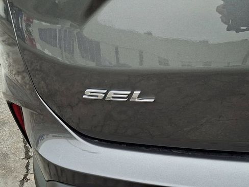 Used 2024 Ford Edge SEL AWD/4WD image 32