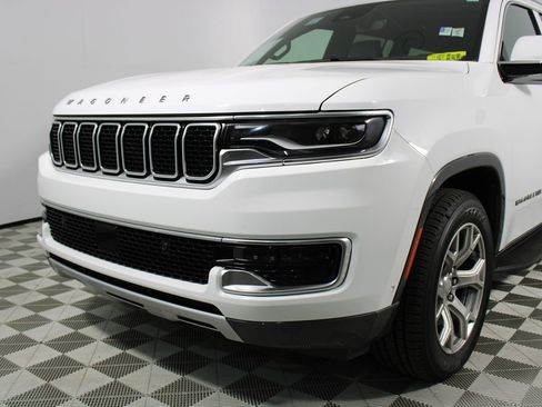 Used 2022 Jeep Wagoneer Series II image 4