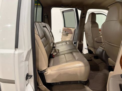 Used 2002 Ford F350 Lariat RWD image 13