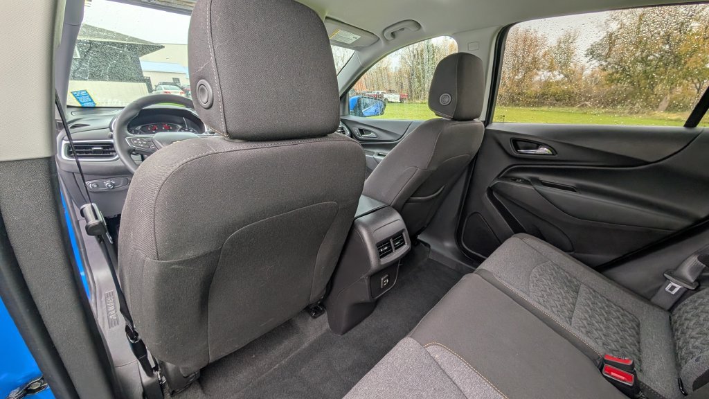Used 2024 Chevrolet Equinox LT AWD/4WD image 13