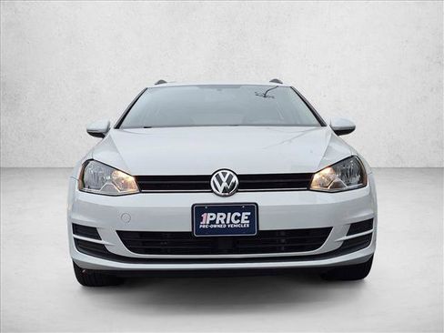 Used 2017 Volkswagen Golf S AWD/4WD image 2