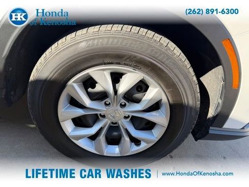Used 2025 Honda CR-V LX image 3