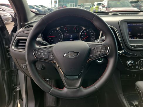 Used 2024 Chevrolet Equinox RS FWD image 21