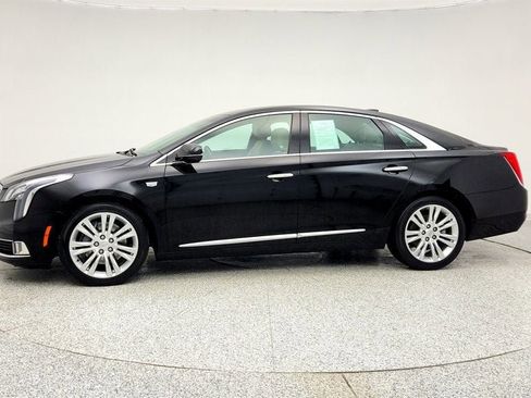 Used 2018 Cadillac XTS Luxury image 8
