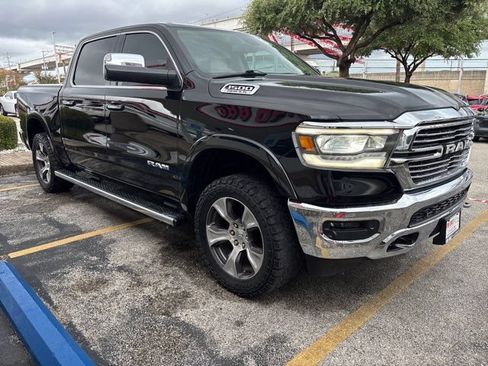 Used 2019 RAM 1500 Laramie AWD/4WD image 7