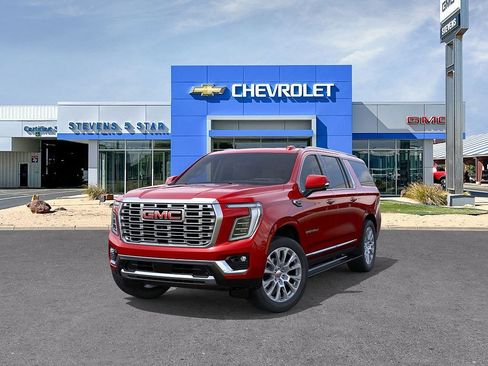 New 2026 GMC Yukon XL Denali w/ Sun & Power Step Package AWD/4WD image 8