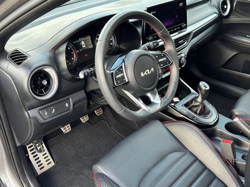 Used 2022 Kia Forte GT FWD image 13