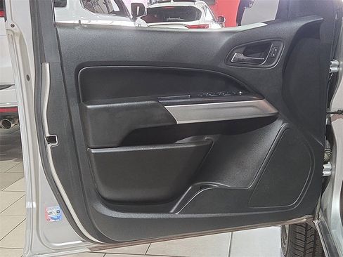 Used 2020 Chevrolet Colorado LT image 17