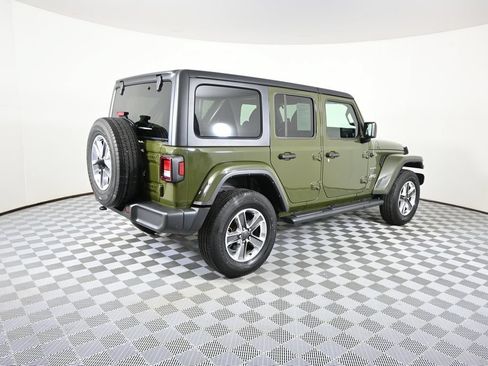 Used 2023 Jeep Wrangler Unlimited Sahara AWD/4WD image 6