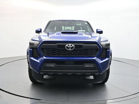Used 2024 Toyota Tacoma TRD Sport w/ TRD Sport Upgrade Package AWD/4WD image 2
