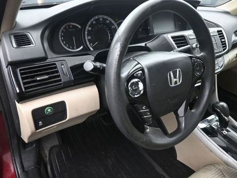 Used 2017 Honda Accord LX image 14