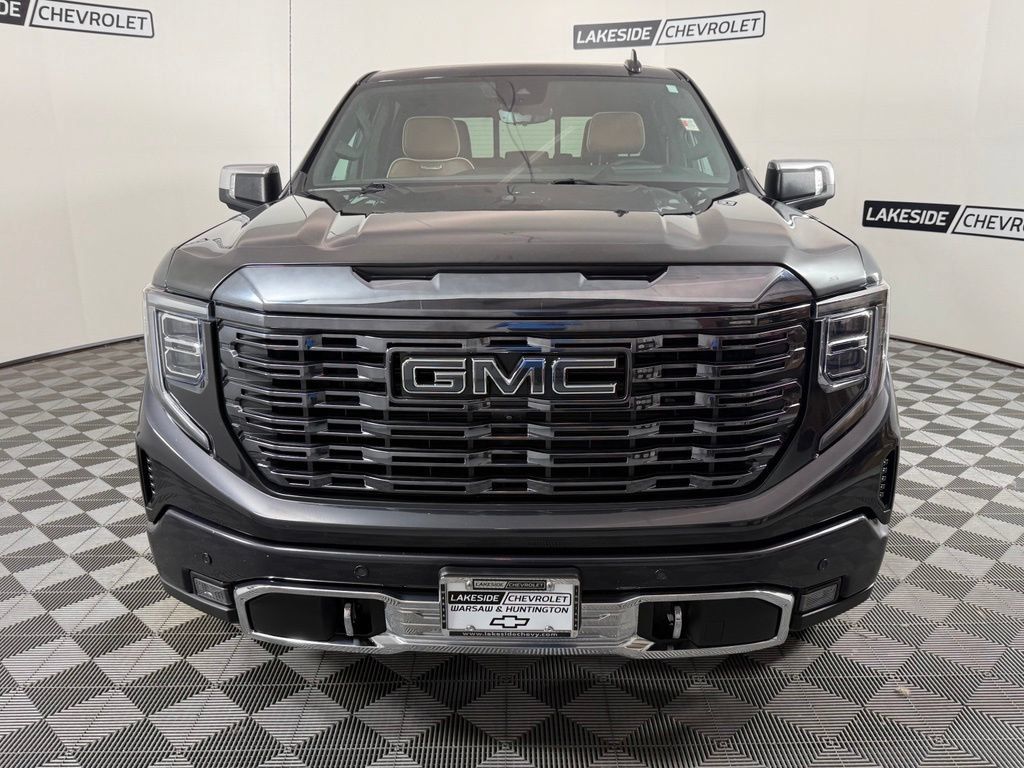 Used 2023 GMC Sierra 1500 Denali Ultimate AWD/4WD image 9