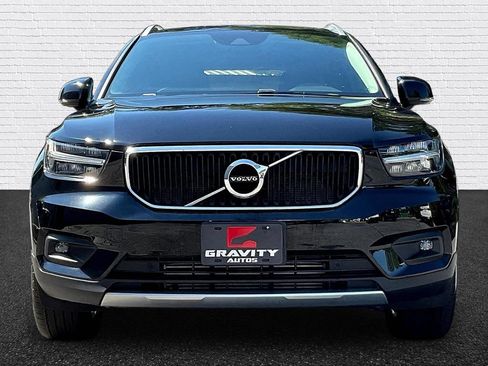 Used 2022 Volvo XC40 T5 Momentum AWD/4WD image 2