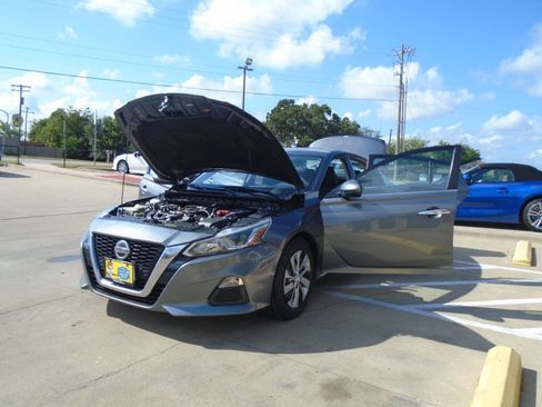 Used 2021 Nissan Altima 2.5 S FWD image 26