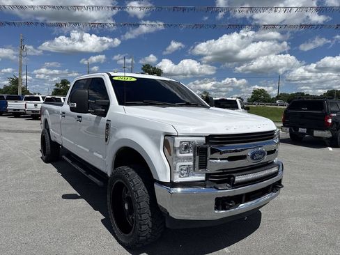 Used 2017 Ford F250 XL w/ Power Equipment Group AWD/4WD image 15