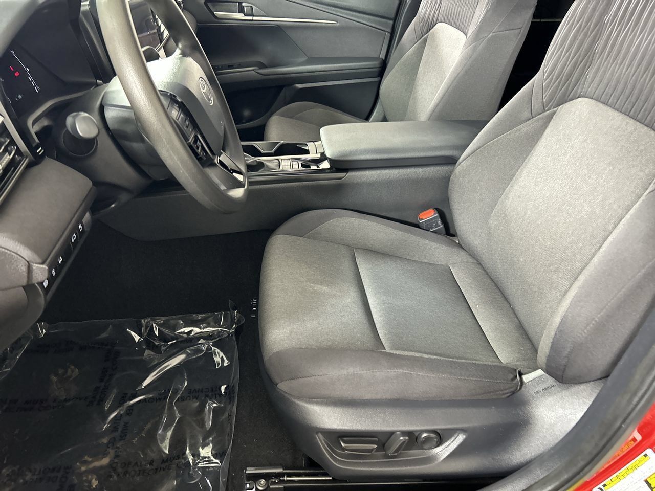 Used 2025 Toyota Camry LE w/ Convenience Package FWD image 21
