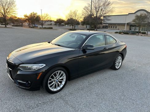 Used 2016 BMW 228i Coupe image 2
