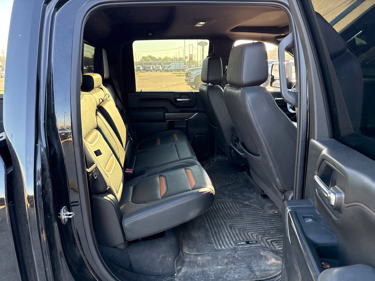 Used 2023 GMC Sierra 2500 AT4 w/ AT4 Premium Plus Package AWD/4WD image 11