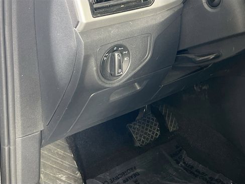 Used 2022 Volkswagen Atlas SE image 10