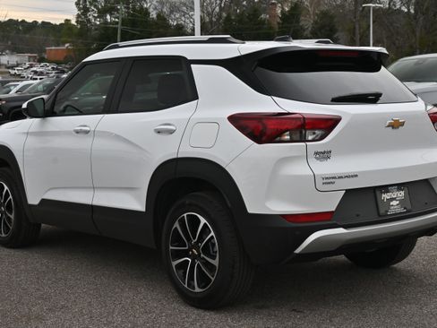 Used 2026 Chevrolet TrailBlazer LT w/ Convenience Package image 12