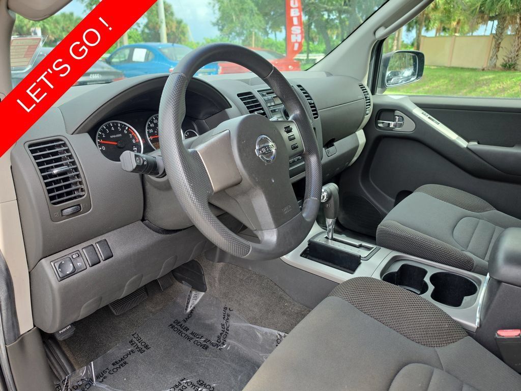 Used 2008 Nissan Pathfinder S RWD image 15