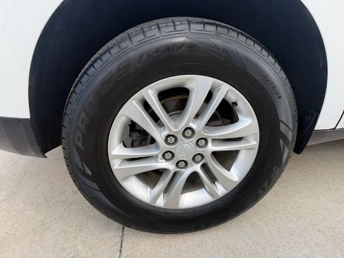 Used 2019 Buick Enclave Essence FWD image 71