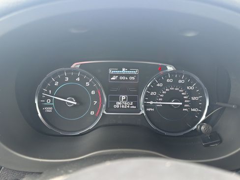 Used 2017 Subaru Forester 2.5i Touring AWD/4WD image 24