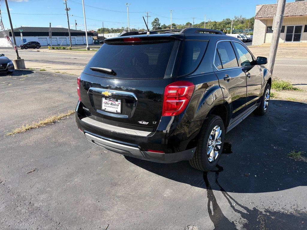 Used 2017 Chevrolet Equinox LT w/ Convenience Package FWD image 3