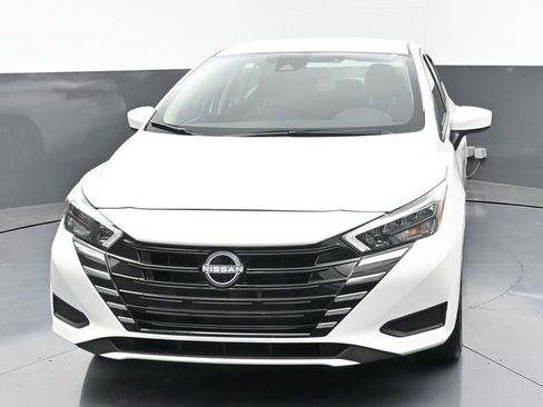 New 2025 Nissan Versa SV w/ Trunk Package FWD image 38
