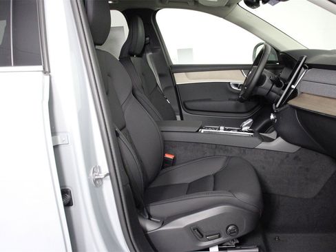 New 2026 Volvo XC90 B5 Plus image 10