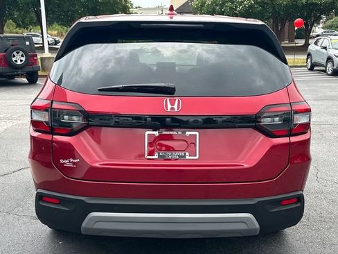 Used 2025 Honda Pilot EX-L image 4