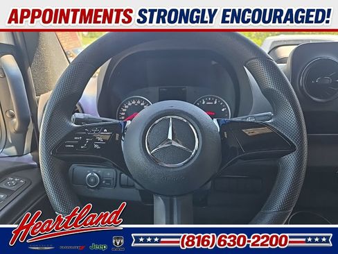 Used 2025 Mercedes-Benz Sprinter 2500 image 37