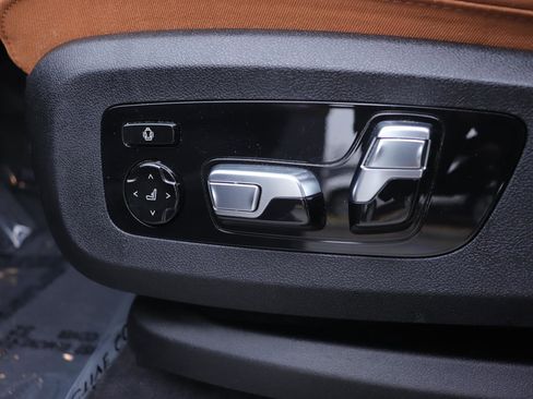 Used 2022 BMW X5 sDrive40i w/ Executive Package image 26