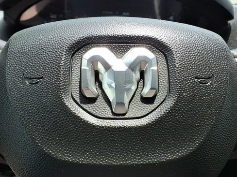 Used 2023 RAM ProMaster 2500 FWD image 16