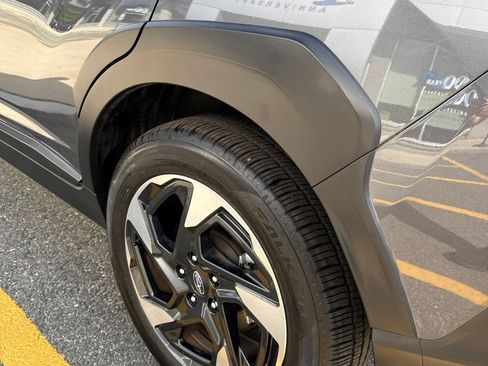 Used 2024 Subaru Crosstrek 2.5i Limited AWD/4WD image 7